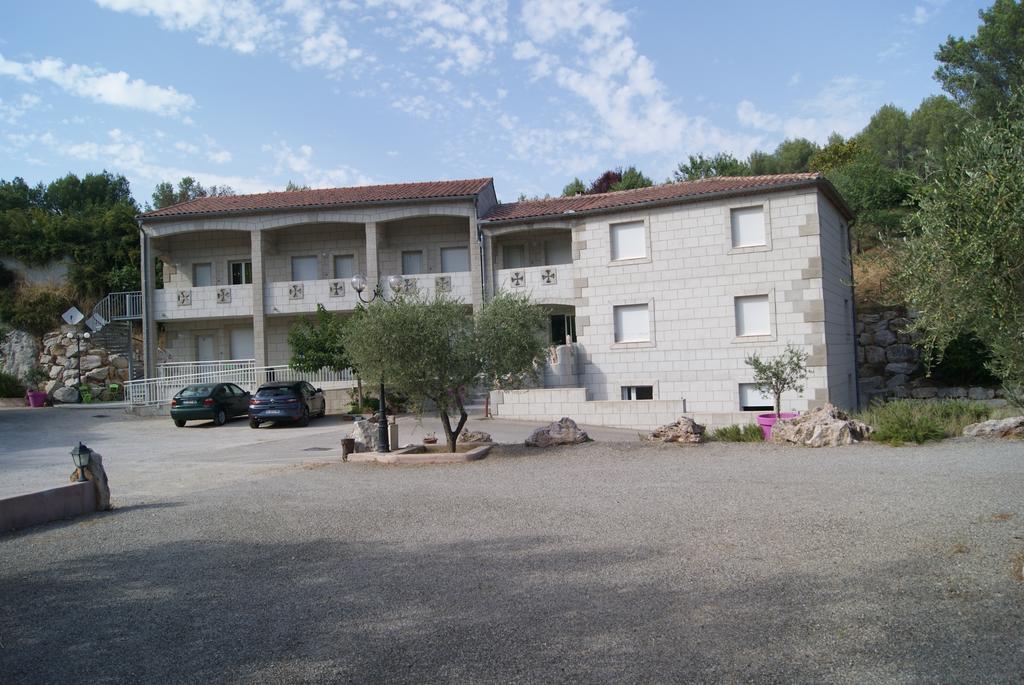 Auriol Appart'Hotel Les Rochers المظهر الخارجي الصورة